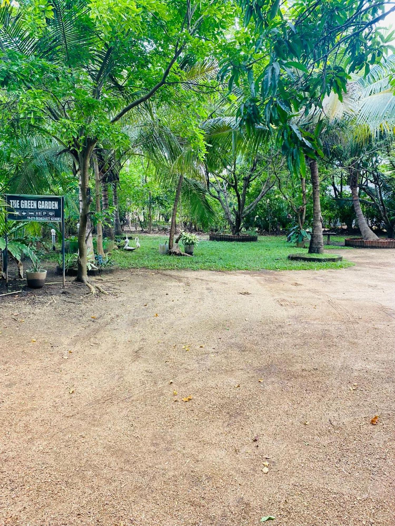 The Green Garden Dambulla Buitenkant foto